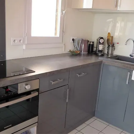 Apartment Plazza Front De